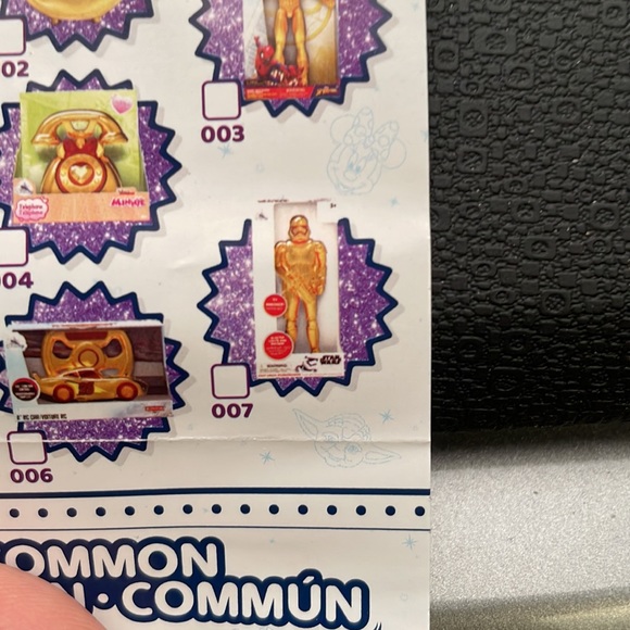 Disney Mini Brands - ULTRA RARE - Golden Storm Trooper - Picture 5 of 6